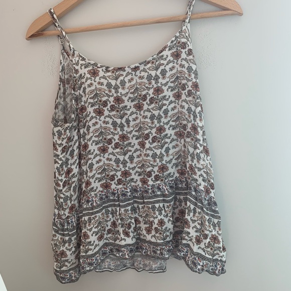 Flowy American Eagle top - Picture 2 of 5